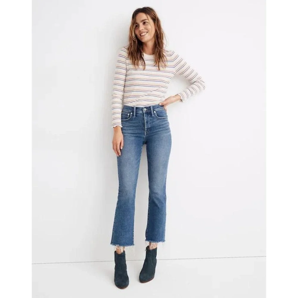 Madewell -1104 Cali Demi-Boot High Rise Jeans Blue Raw Hem J0284‎ Size 26